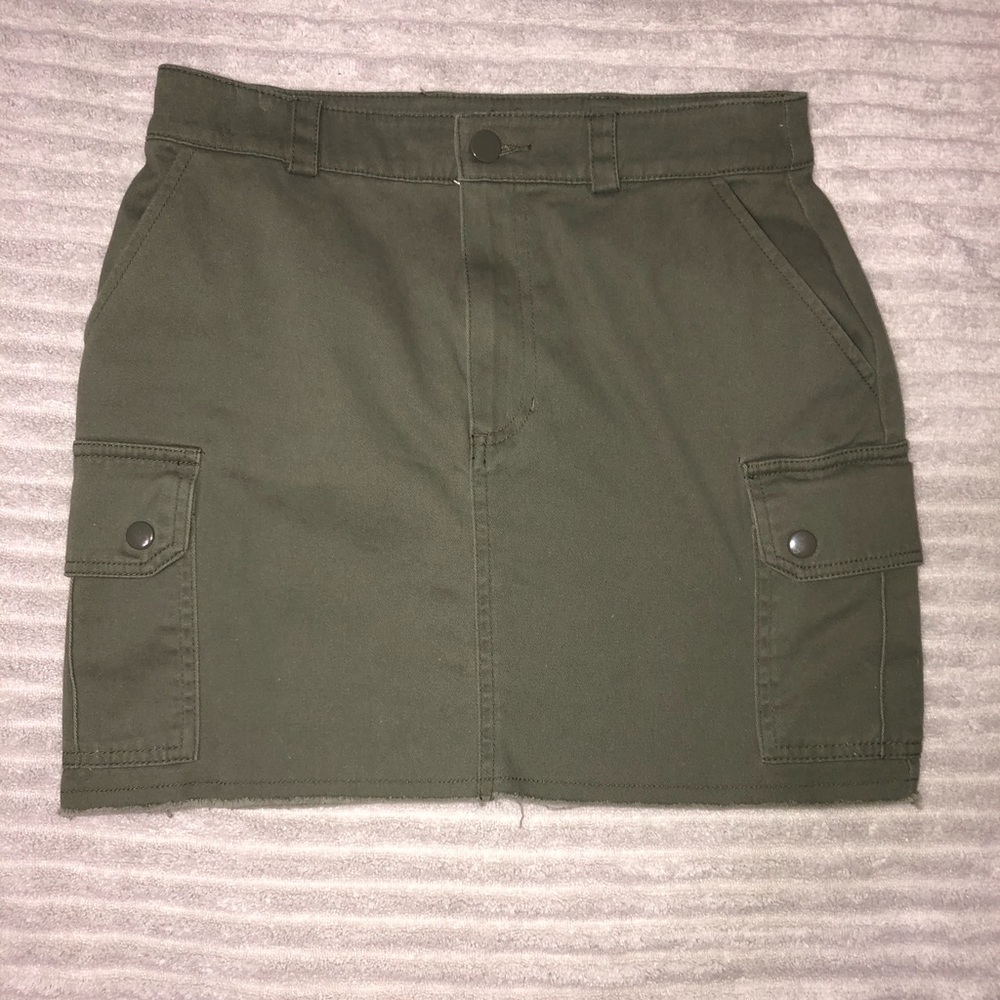 Forever 21 Green Skirt